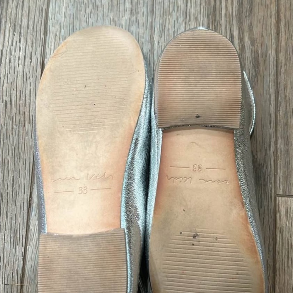 Zara Metallic Silver Flats with Pearl Accents - Picture 4 of 5